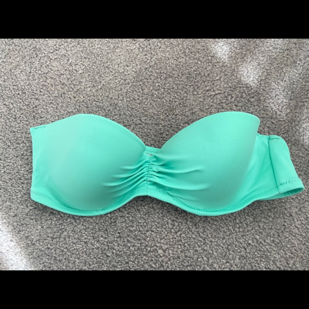 Victoria’s Secret Bikini Top